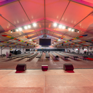 éclairage aménagement équipement chapiteaux événementiels Lyon