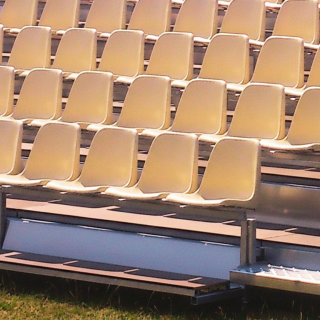 Location de tribunes et gradins événements Lyon LDC chapiteaux