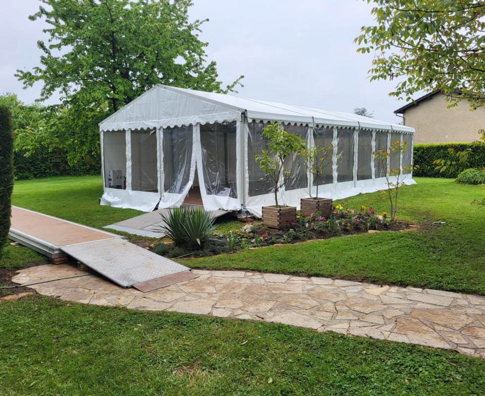 location chapiteau mariage Mâcon Lyon Beaujolais