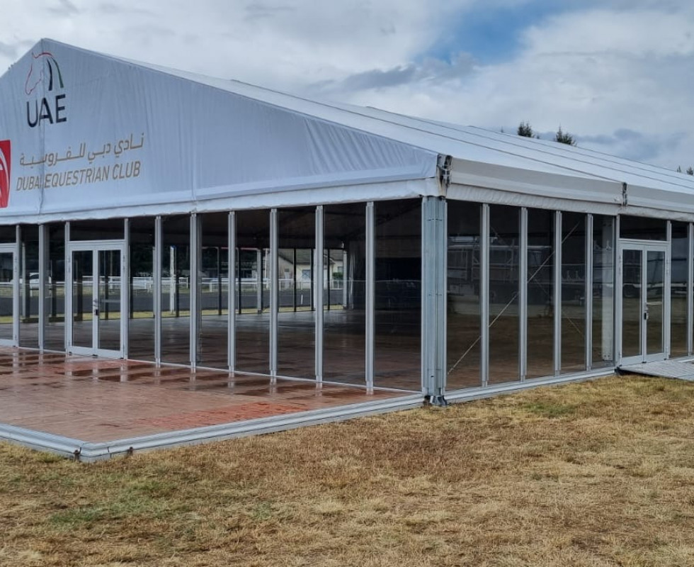 Location de chapiteaux événements privés et professionnels Mâcon Lyon Rhône Alpes