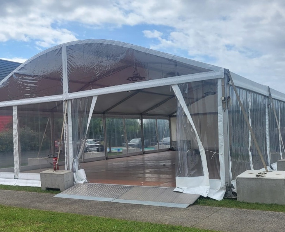 Location de chapiteaux événements privés et professionnels Mâcon Lyon Rhône Alpes