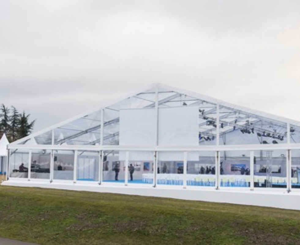 Location de chapiteaux événements privés et professionnels Mâcon Lyon Rhône Alpes