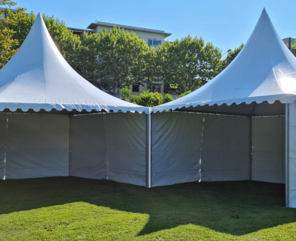 garden cottage 5x5 musee art moderne location de chapiteaux