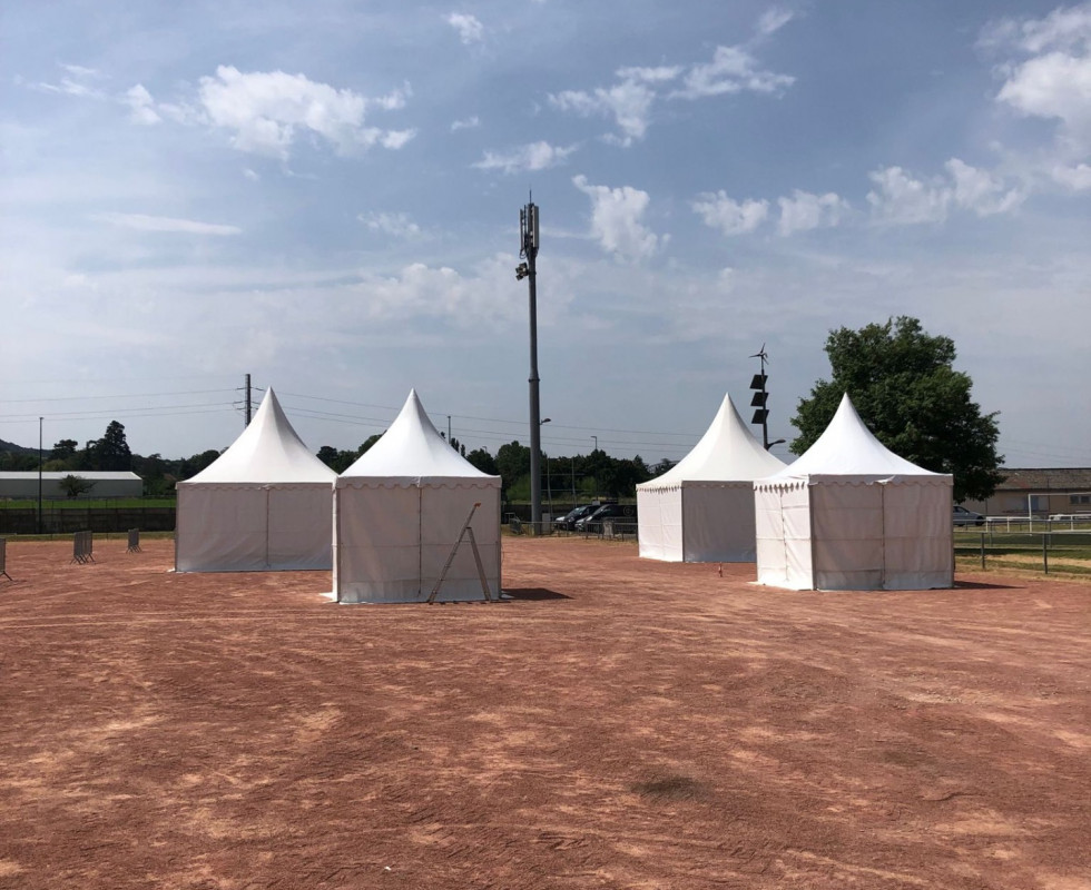 Evénements sportifs avec chapiteaux