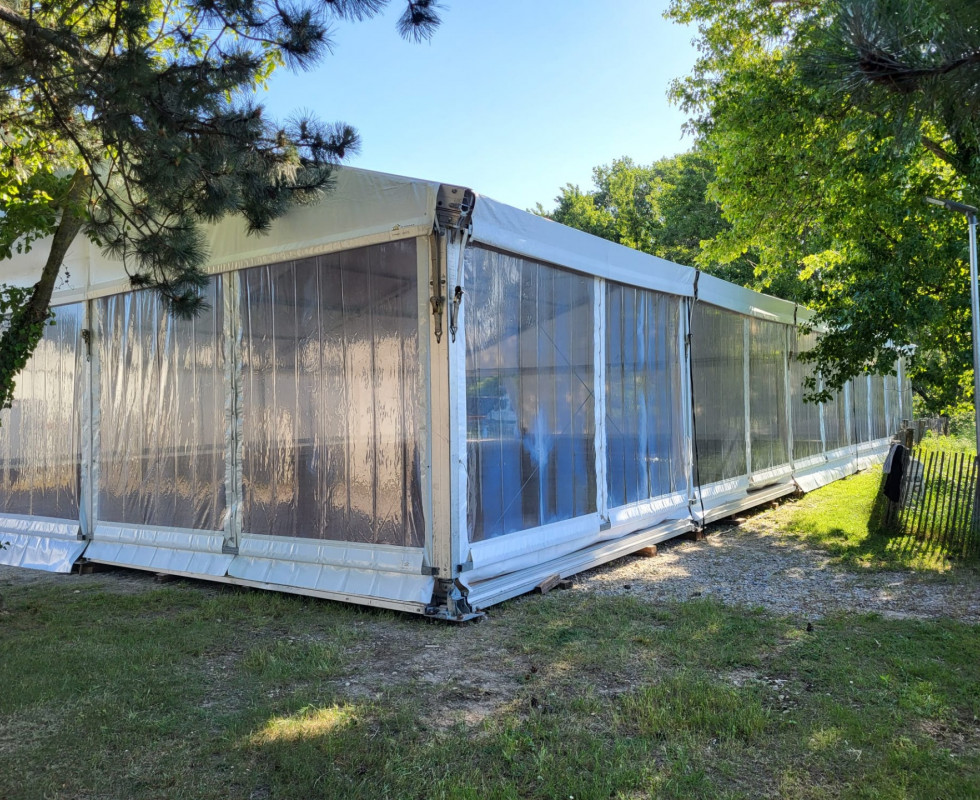 Location de chapiteaux événements privés et professionnels Mâcon Lyon Rhône Alpes