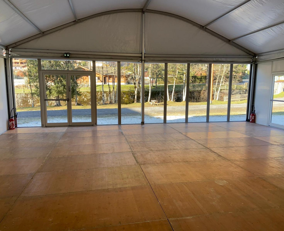 Location de chapiteaux événements privés et professionnels Mâcon Lyon Rhône Alpes