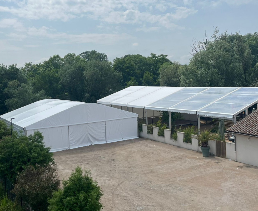 Location de chapiteaux événements privés et professionnels Mâcon Lyon Rhône Alpes