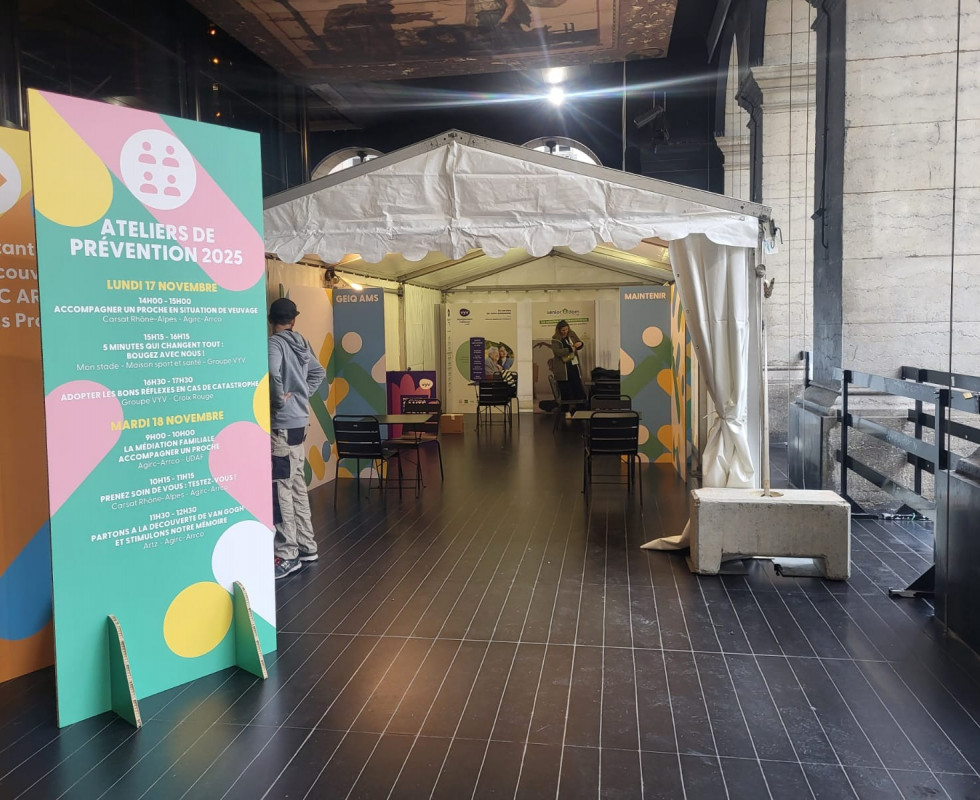 Location de chapiteaux événements privés et professionnels Mâcon Lyon Rhône Alpes Opéra Lyon