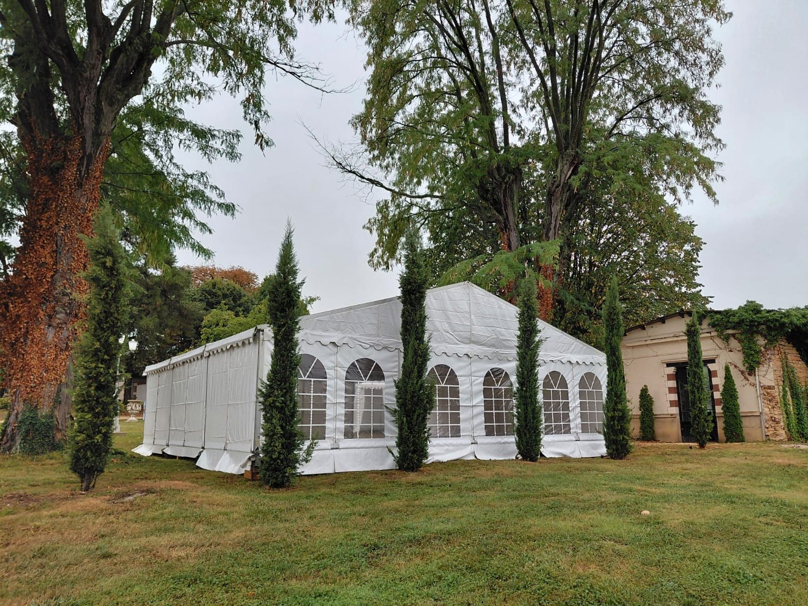 location chapiteau mariage Beaujolais