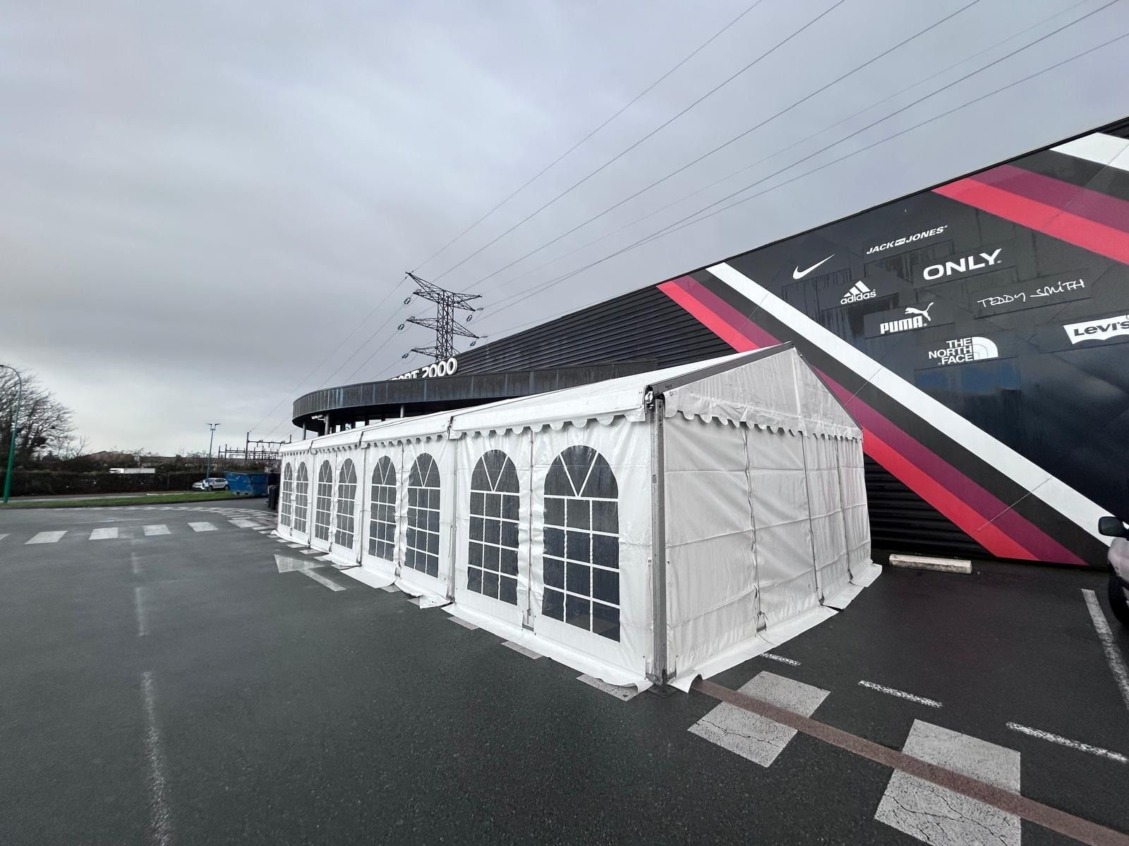 Location longue durée de chapiteaux