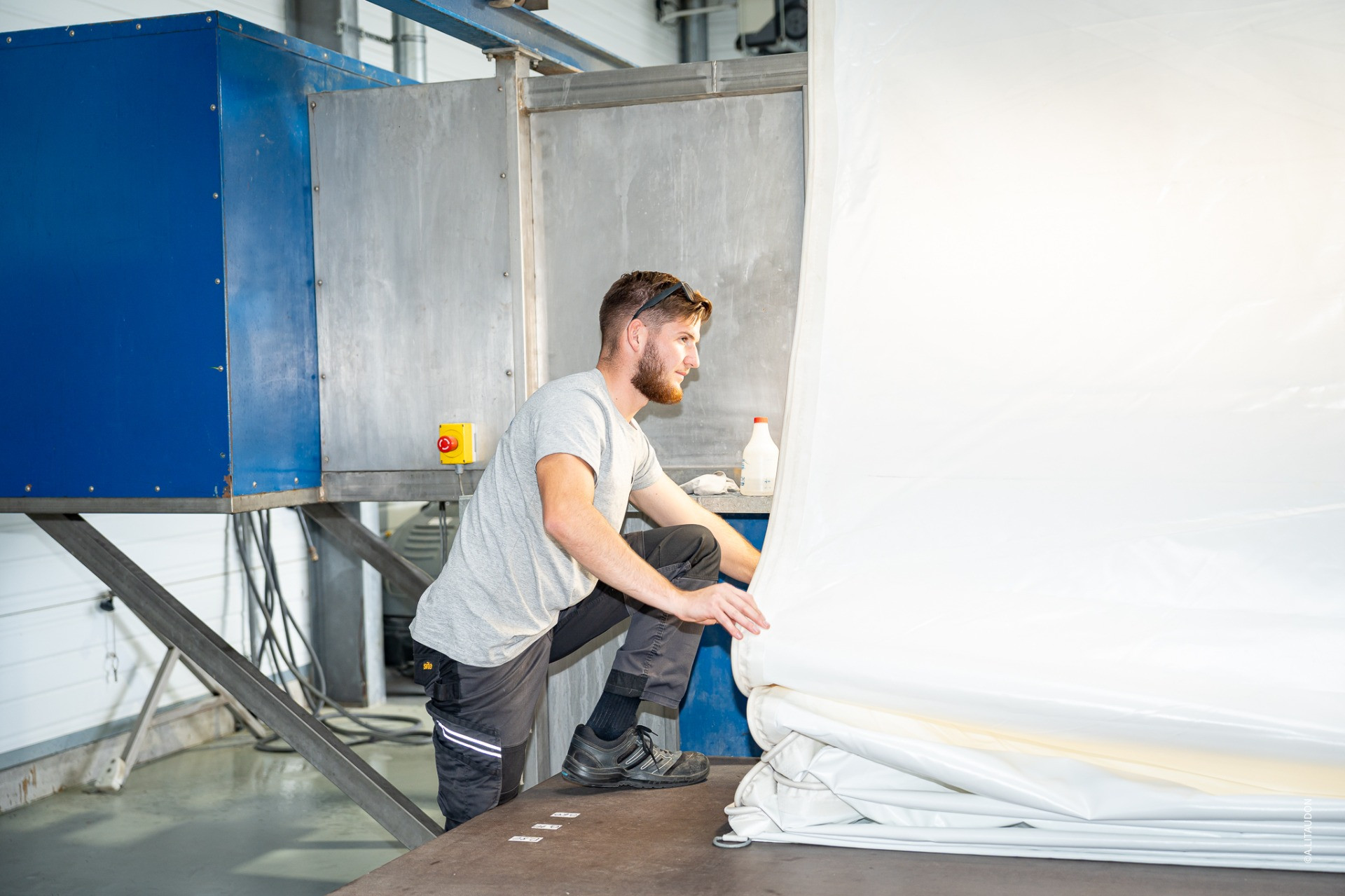 lavage nettoyage toiles bâches chapiteaux