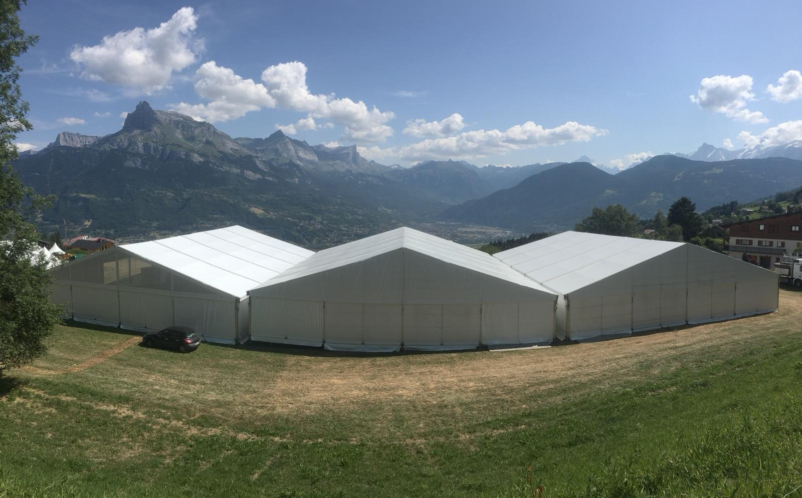 événement sportif avec chapiteau