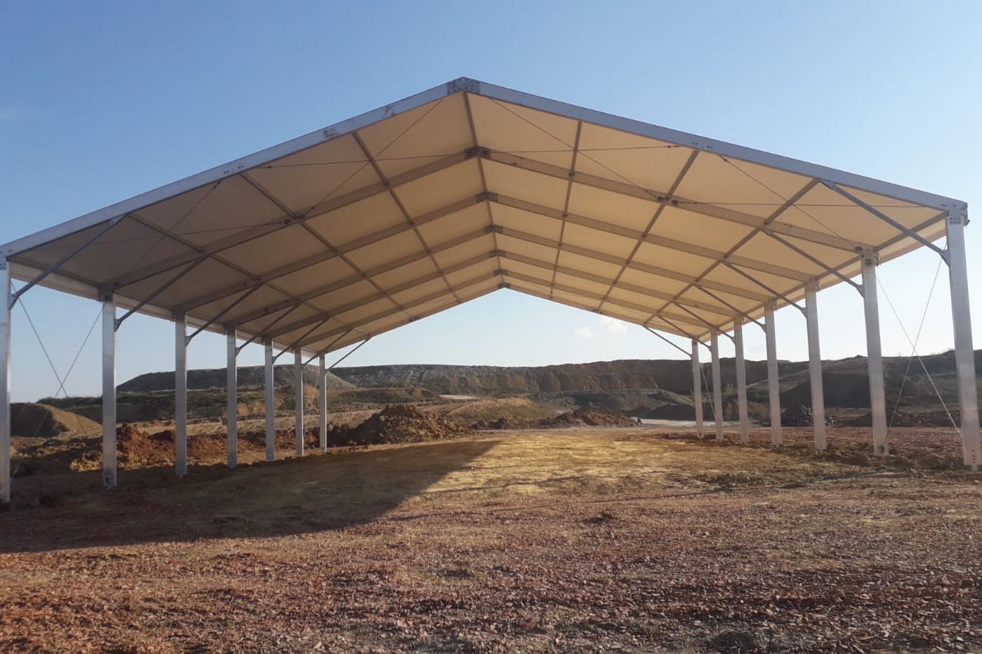 Chapiteaux en location de longue durée