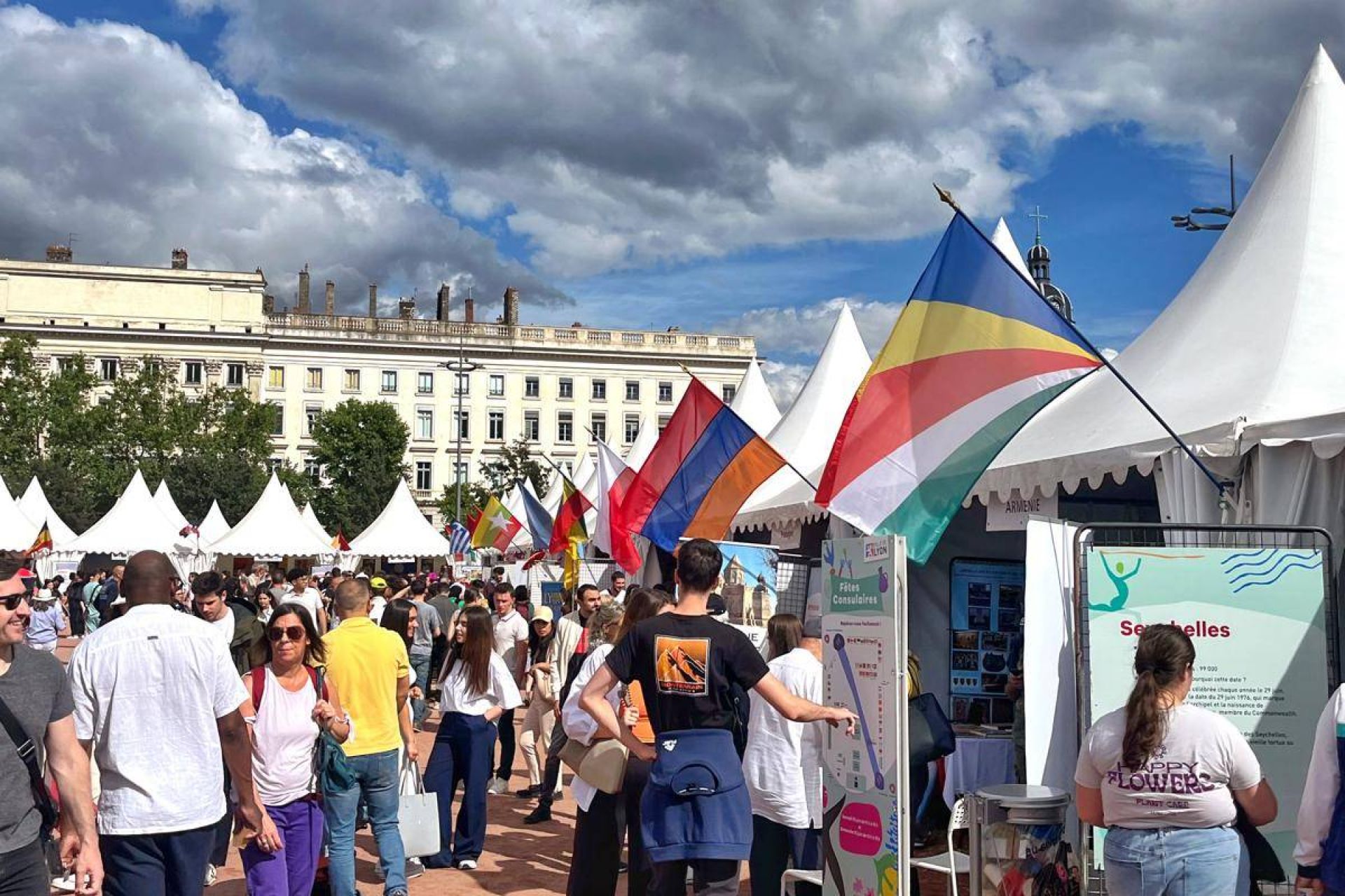 Les Consulaires à Lyon : location de chapiteaux LDC pour événement gastronomique