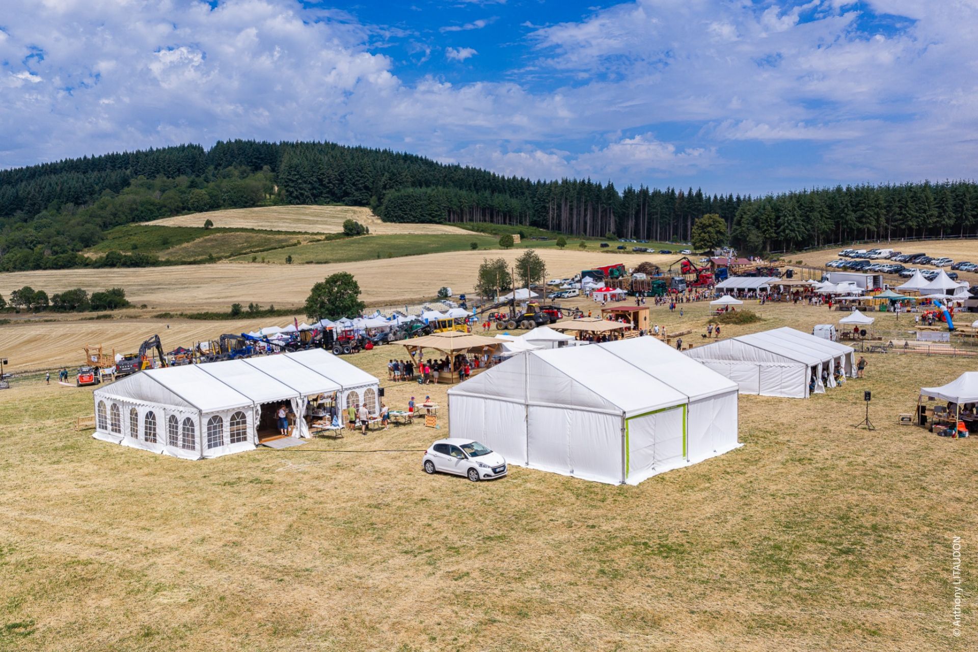 Location de chapiteaux et tribunes pour la Grande fête de la forêt et du bois