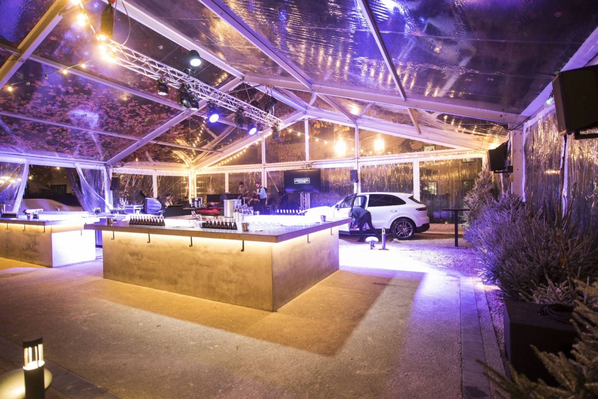 chapiteau pour événement économique et lancement de produit