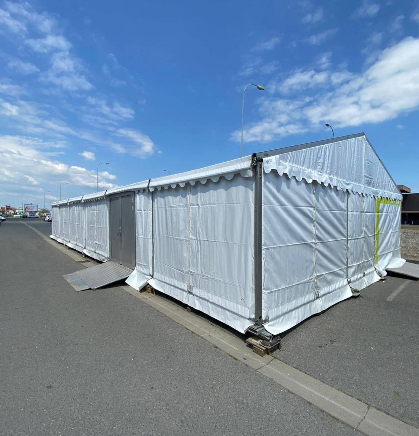 Location de chapiteaux moyenne et longue durée par LDC pour des entreprises