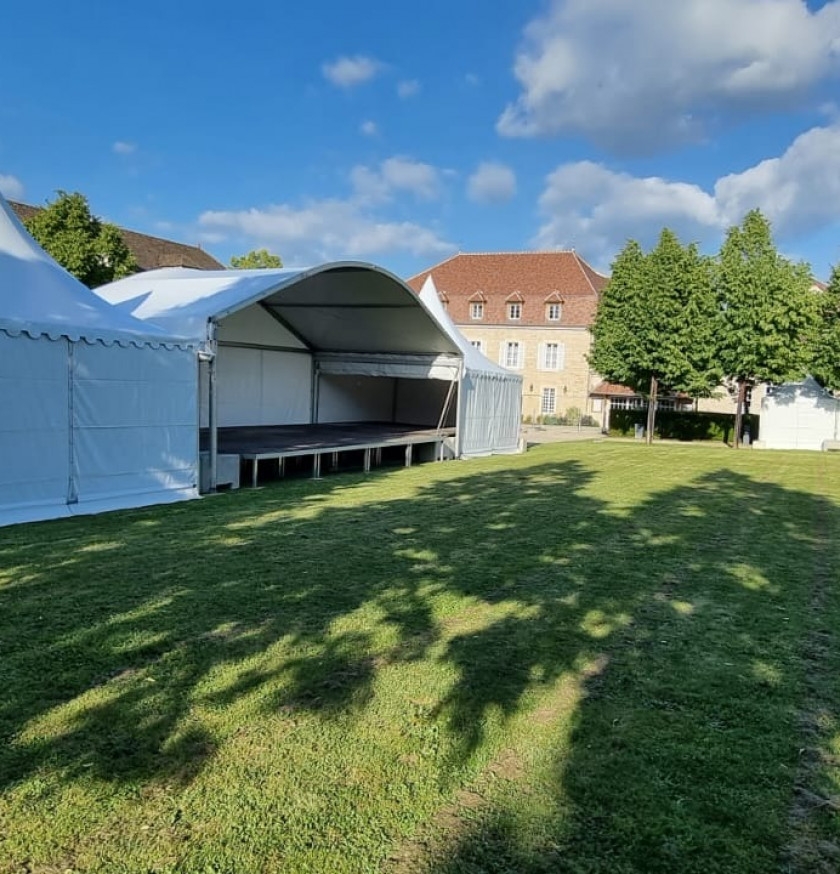 location de chapiteaux événements musicaux festivals