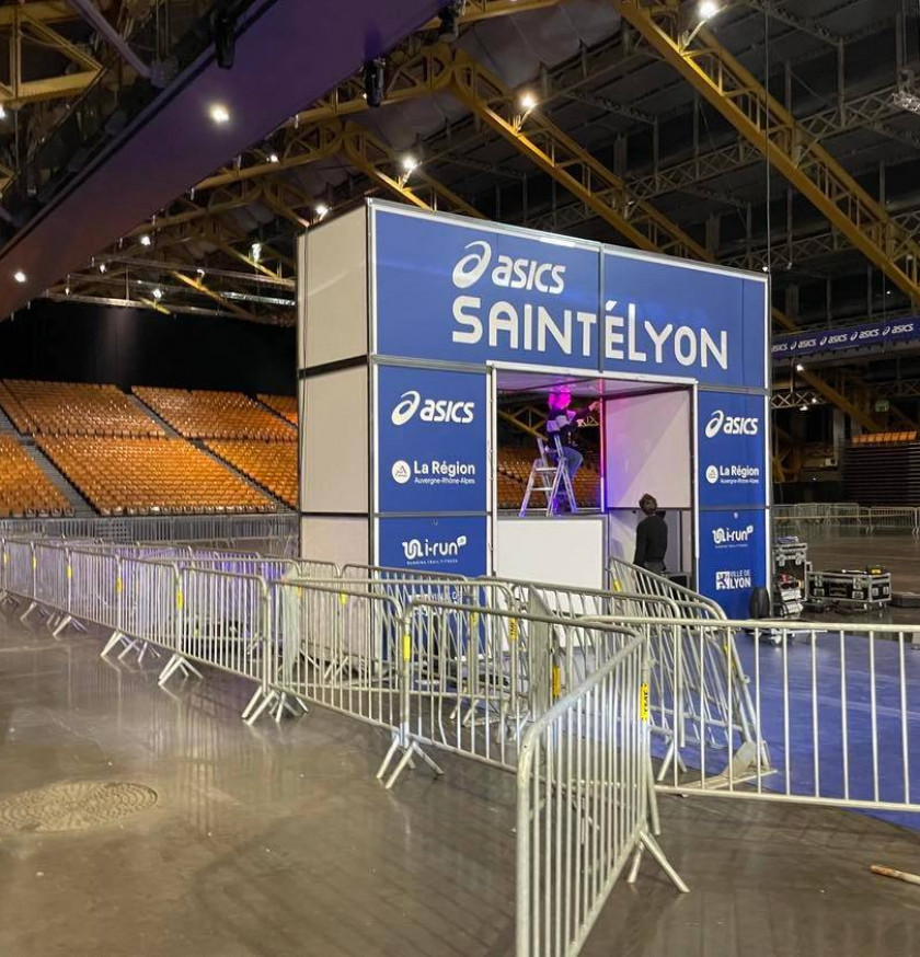 Location de chapiteau, matériel et arche du trail SaintéLyon avec LDC