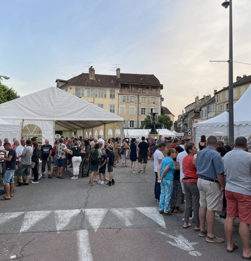 LDC location de chapiteaux pour événement gourmand et gastronomique : les Epicuriennes à Belley dans l'Ain