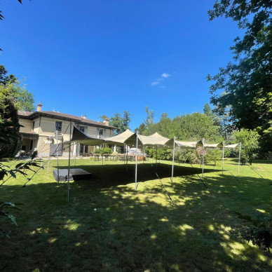 location de chapiteaux atypiques originaux pour des événements Lyon