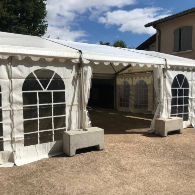 Location de chapiteau pour un mariage dans le Beaujolais ou un événement privé dans les vignes - LDC