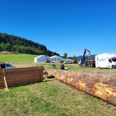 Location de chapiteaux LDC pour la fête du bois : multiformes, traditionnels et garden cottage