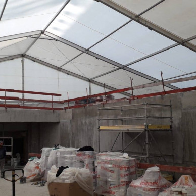 Location de chapiteaux par LDC pour couvrir un chantier BTP