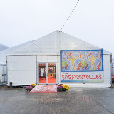 Chapiteaux pour les Sarmentelles événement Beaujolais nouveau