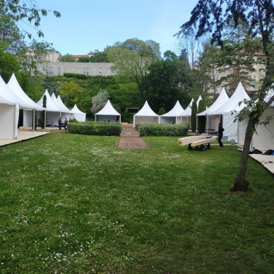 Festival des Nuits de Fourvière à Lyon : chapiteaux LDC