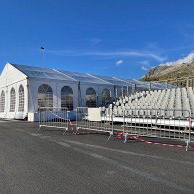 LDC location de chapiteaux pour l'arrivée du Tour de France à l'Alpe d'Huez