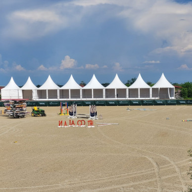 location de chapiteaux LDC pour l'événement Jumping de Mâcon