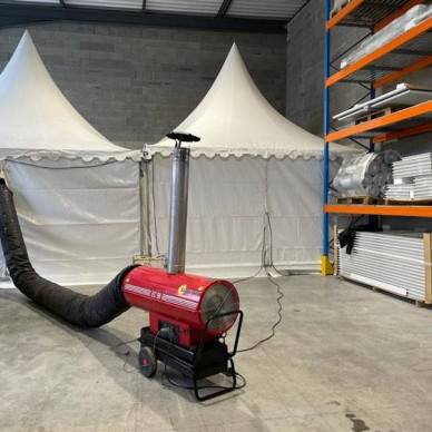 Location longue durée d'un chapiteau LDC pour un espace de travail extérieur chauffé