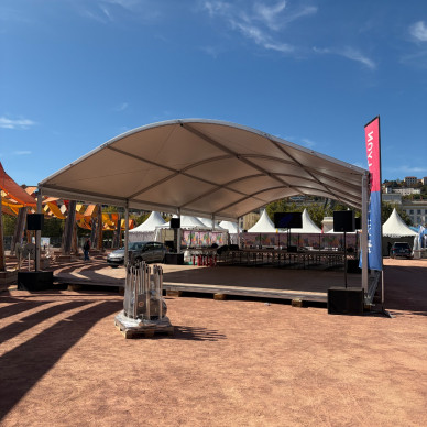 Les consulaires de Lyon : un événement festif et gastronomique sous chapiteaux LDC