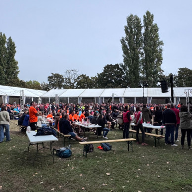 événement d'entreprise team building avec des chapiteaux Lyon