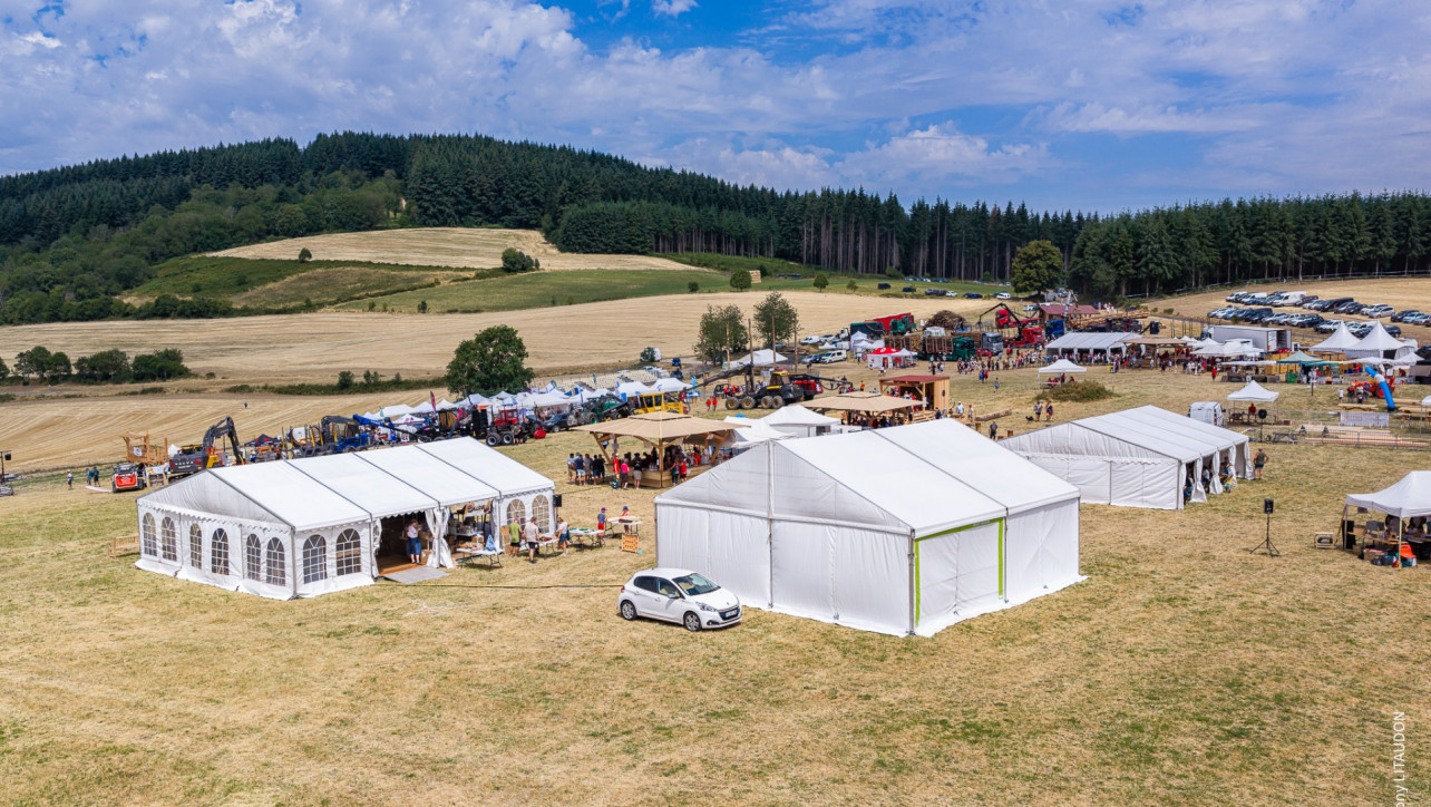Location de chapiteaux et tribunes pour la Grande fête de la forêt et du bois