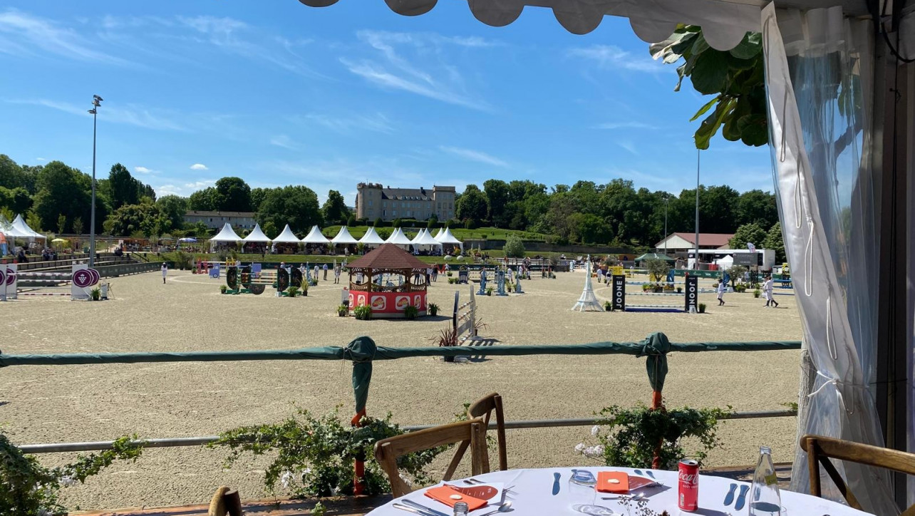 location de chapiteaux LDC pour l'événement Jumping de Mâcon