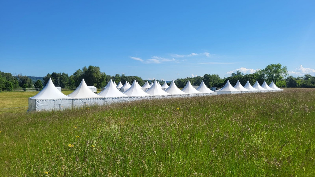 Courir pour elles - LDC location de chapiteaux - événement sportif et solidaire près de Lyon