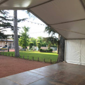 Location de tente multiforme et chapiteaux garden par LDC pour fête dans le Beaujolais