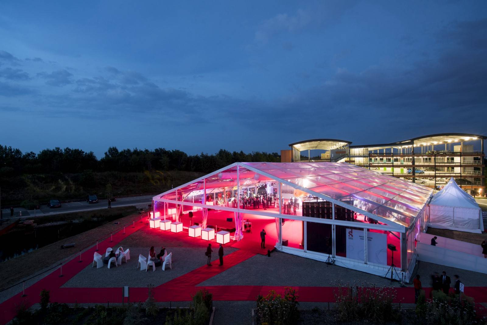 location de tente cristal pour événement entreprise 30m à Lyon 69 Rhône 