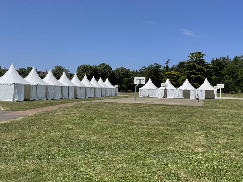 Location de chapiteaux pour évènements sportifs à Lyon