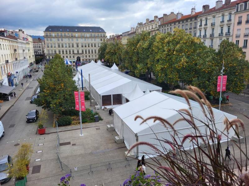 Location de chapiteaux Saint-Etienne