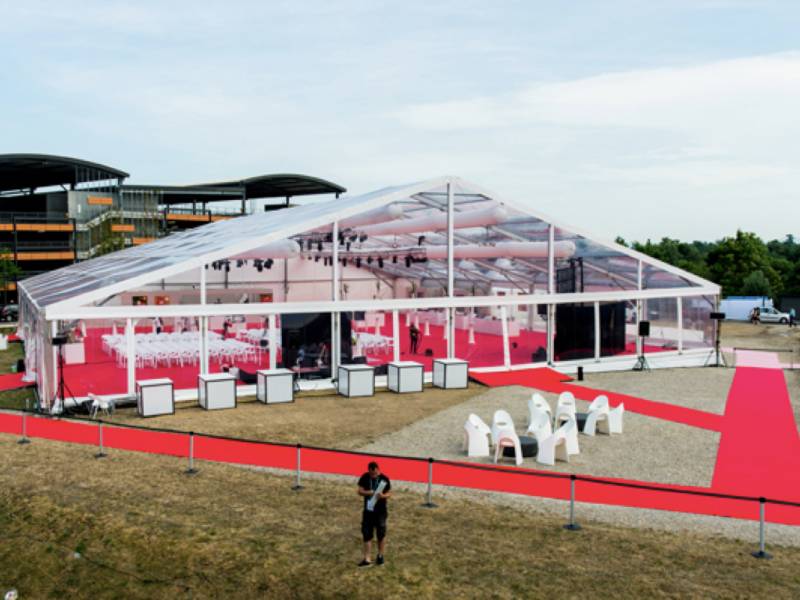 Location de tentes de réception à Lyon LDC