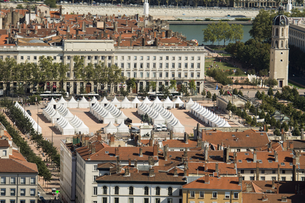 Village de tentes à Lyon